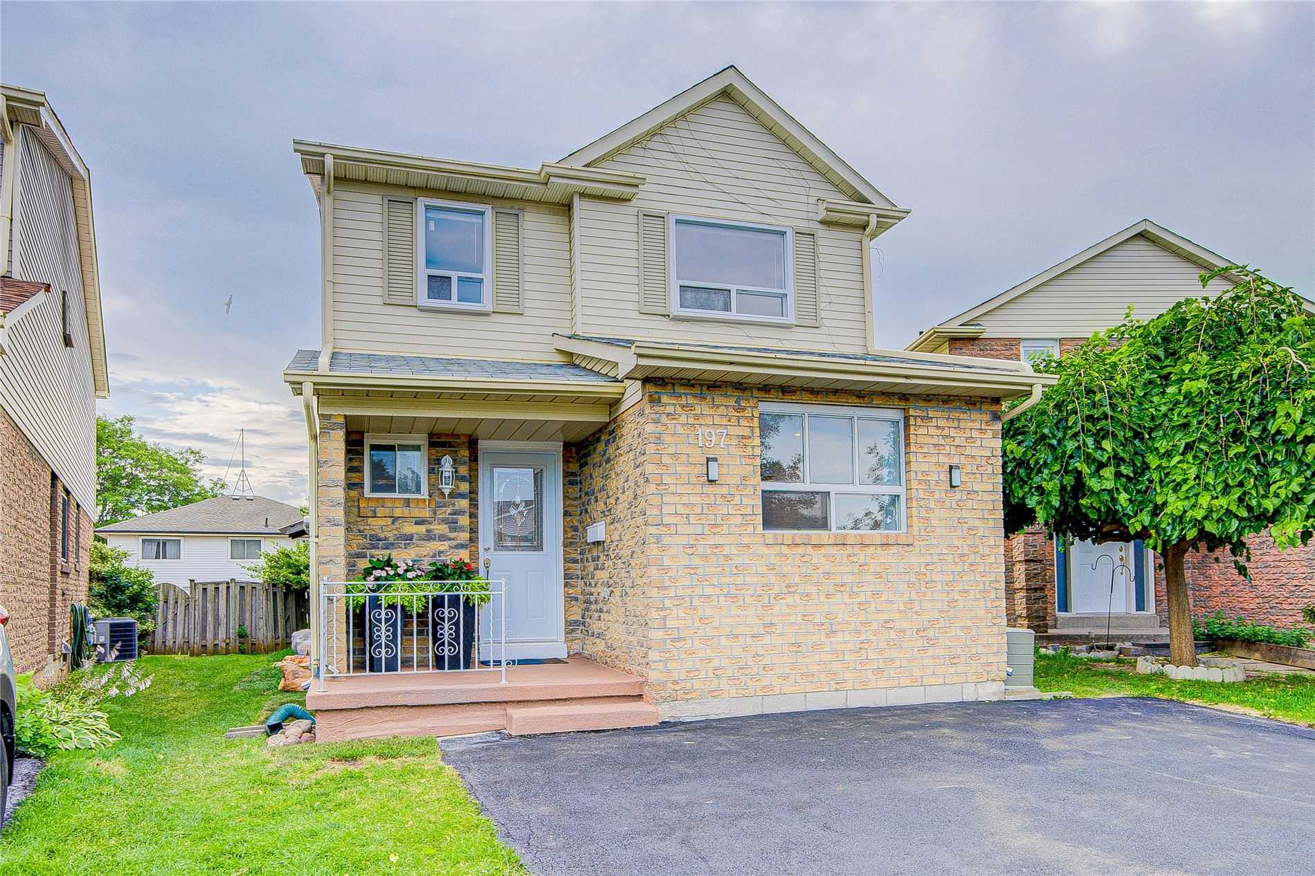 197 Lisa Crescent, Vaughan, ON, L4J 2N2