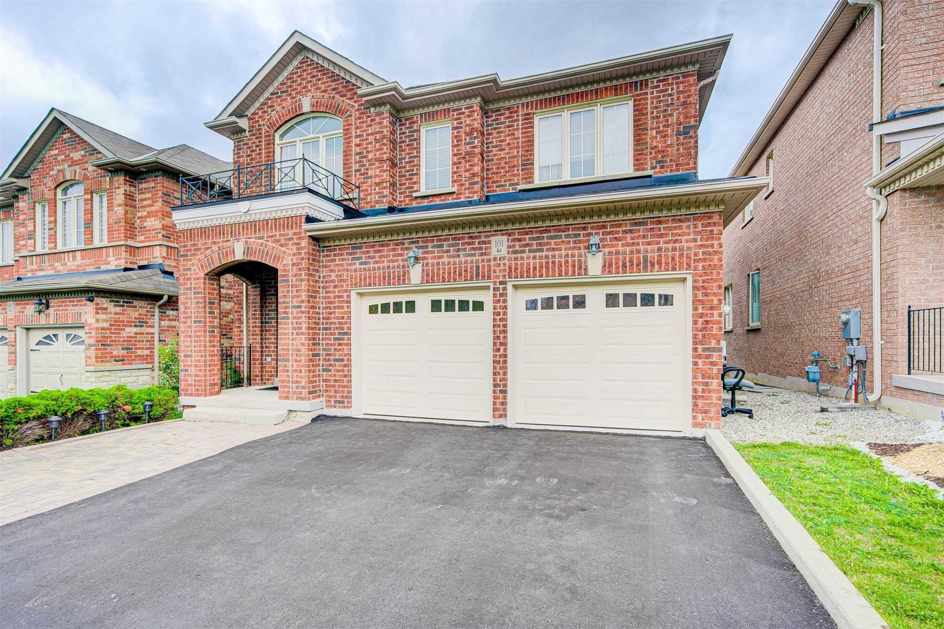 101 Lindvest Crescent, Vaughan, ON, L6A 4N2