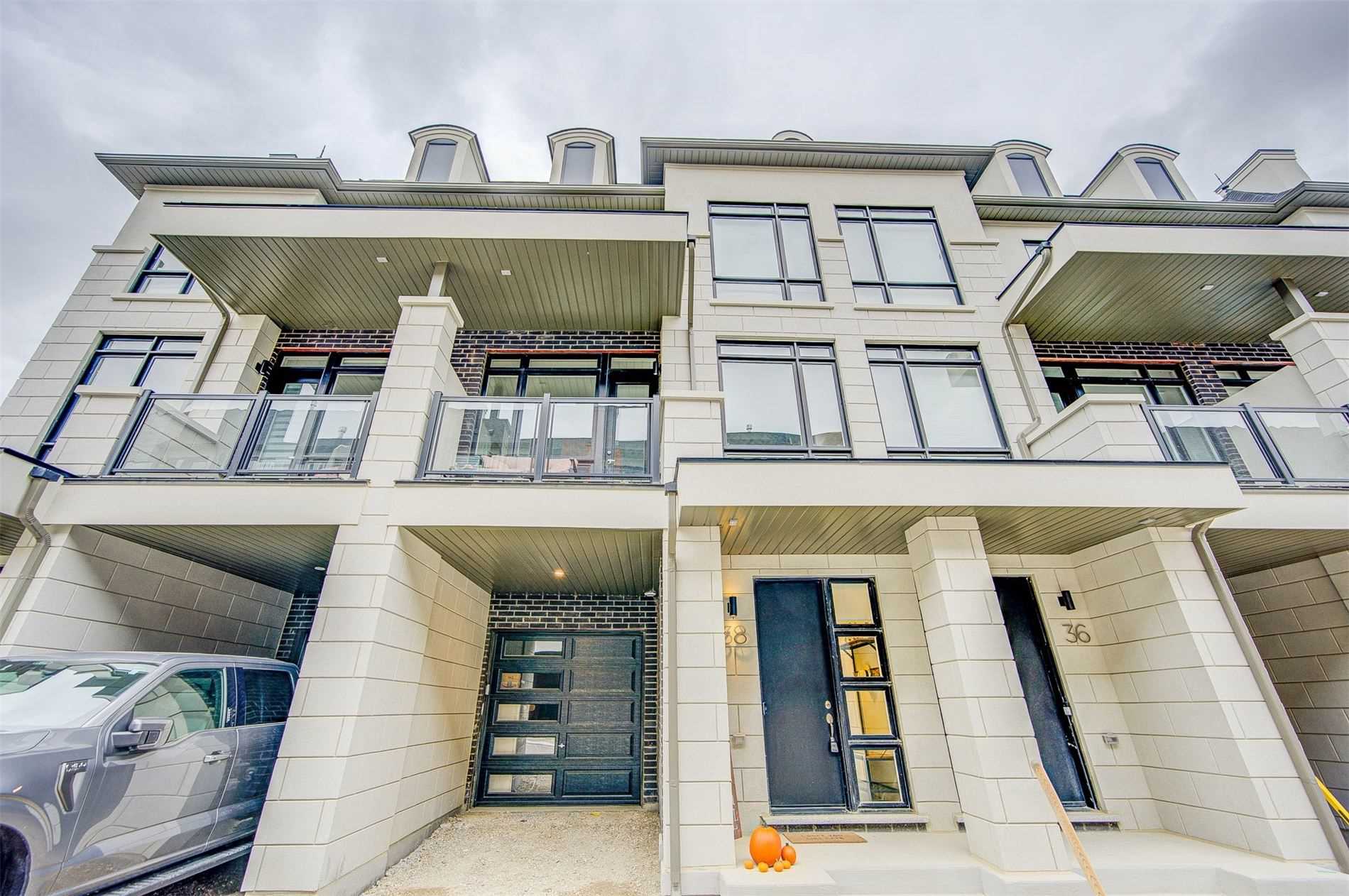 38 Banshee Lane, Richmond Hill, ON, L4E 1H4