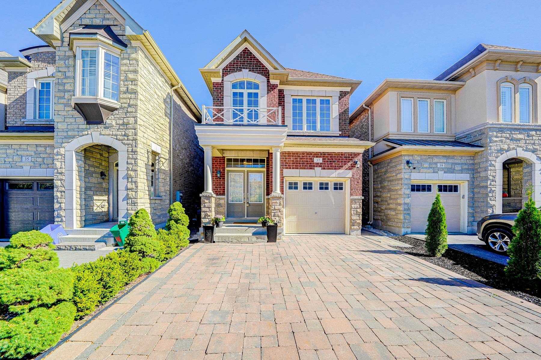 37 Hatton Garden Road, Vaughan, ON, L4H 3P8