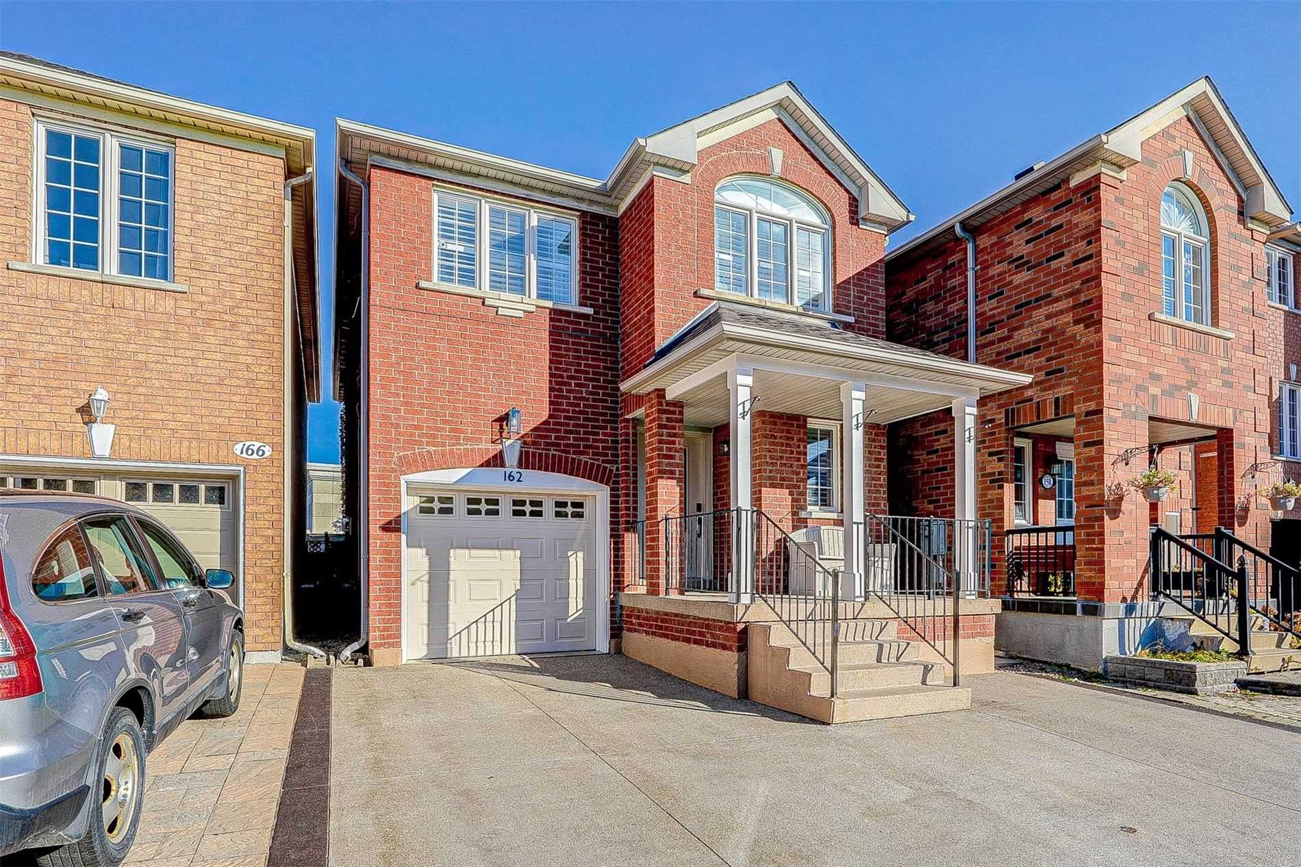 162 Yellowood Circ, Vaughan, ON, L4J 8M5