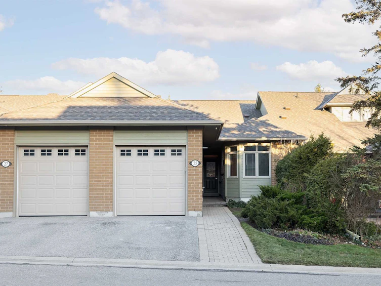 25 Christina Falls Way, Markham, ON, L6E 1B4