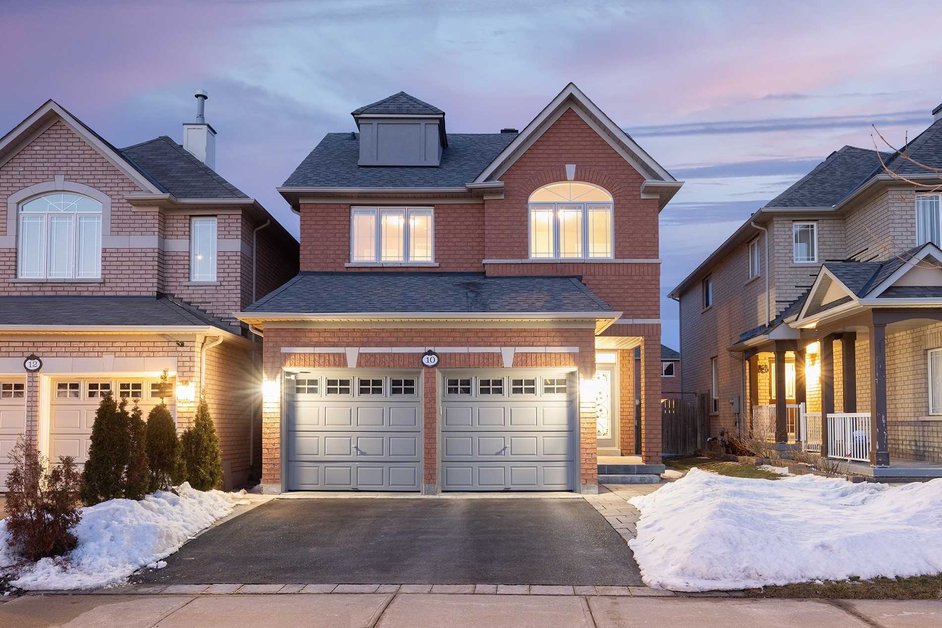 10 Pegasus Drive, Richmond Hill, ON, L4E 4R2