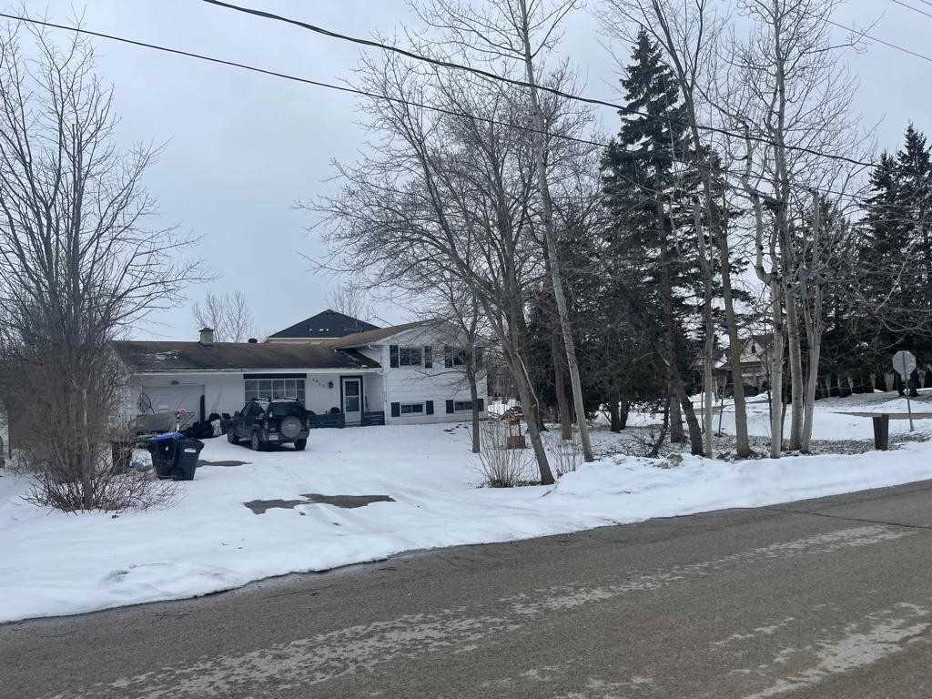 1015 Westmount Avenue, Innisfil, ON, House For Sale REW