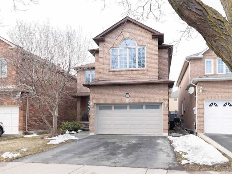 223 Brickstone Circ, Vaughan, ON, L4J 6M8
