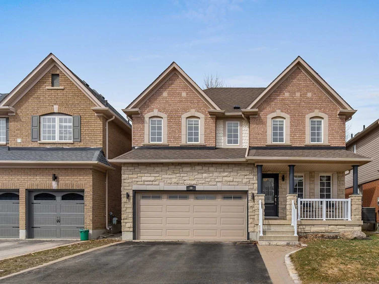 39 Russell Barton Lane, Uxbridge, ON, L9P 2A2