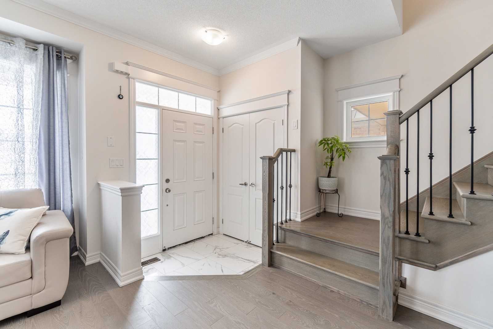 44 Robert Baldwin Boulevard, East Gwillimbury, ON, L9N 0L6