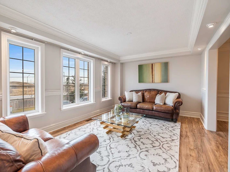 69 Yellowood Circ, Vaughan, ON, L4J 8M1