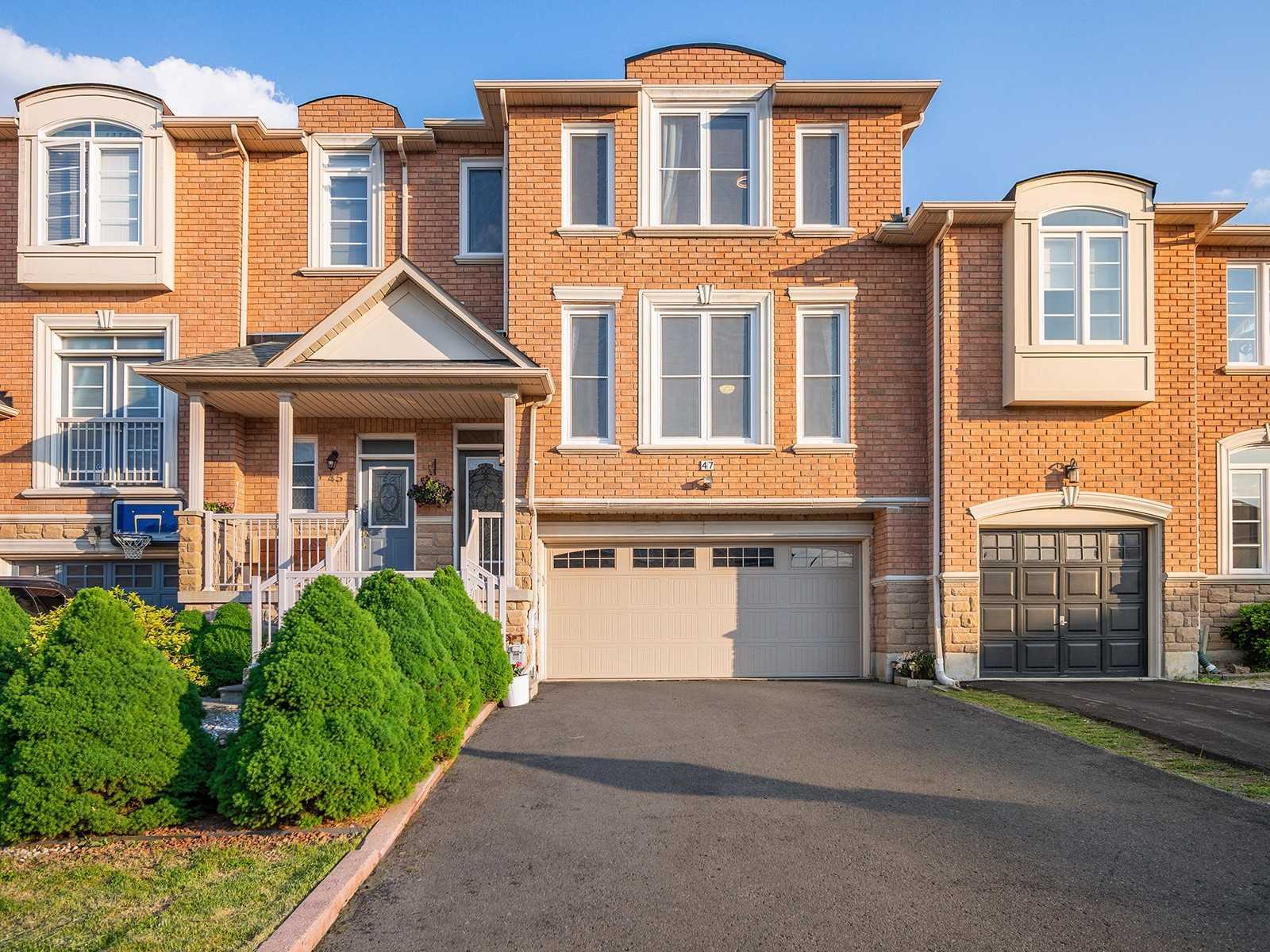 47 Honeywood Road, Vaughan, ON, L4J 9E6
