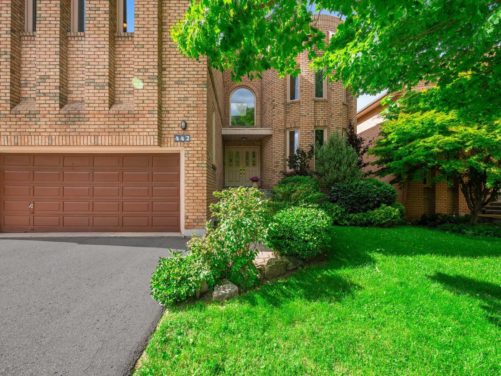 Blvd-442 Spring Gate Boulevard, Vaughan, ON, L4J 5E1