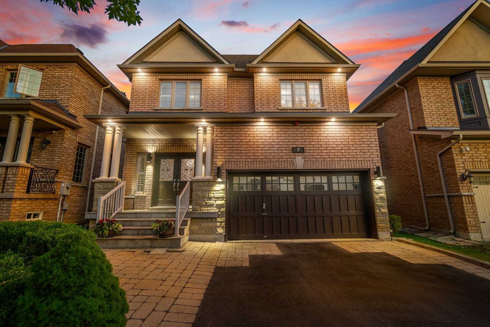 7 Little Ashley Drive, Vaughan, ON, L6A 0X3