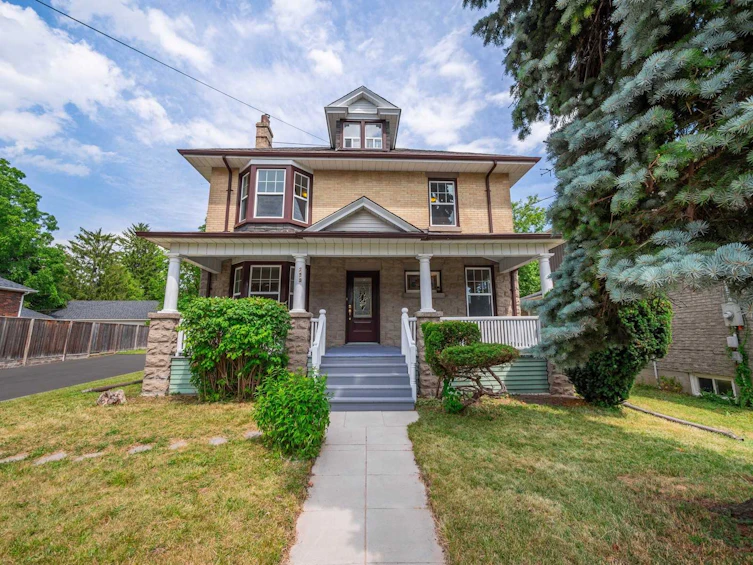 253 Main Street N, Markham, ON, L3P 1Y6
