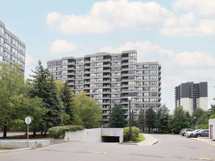 Ph101-91 Townsgate Drive, Vaughan, ON, L4J 8E8