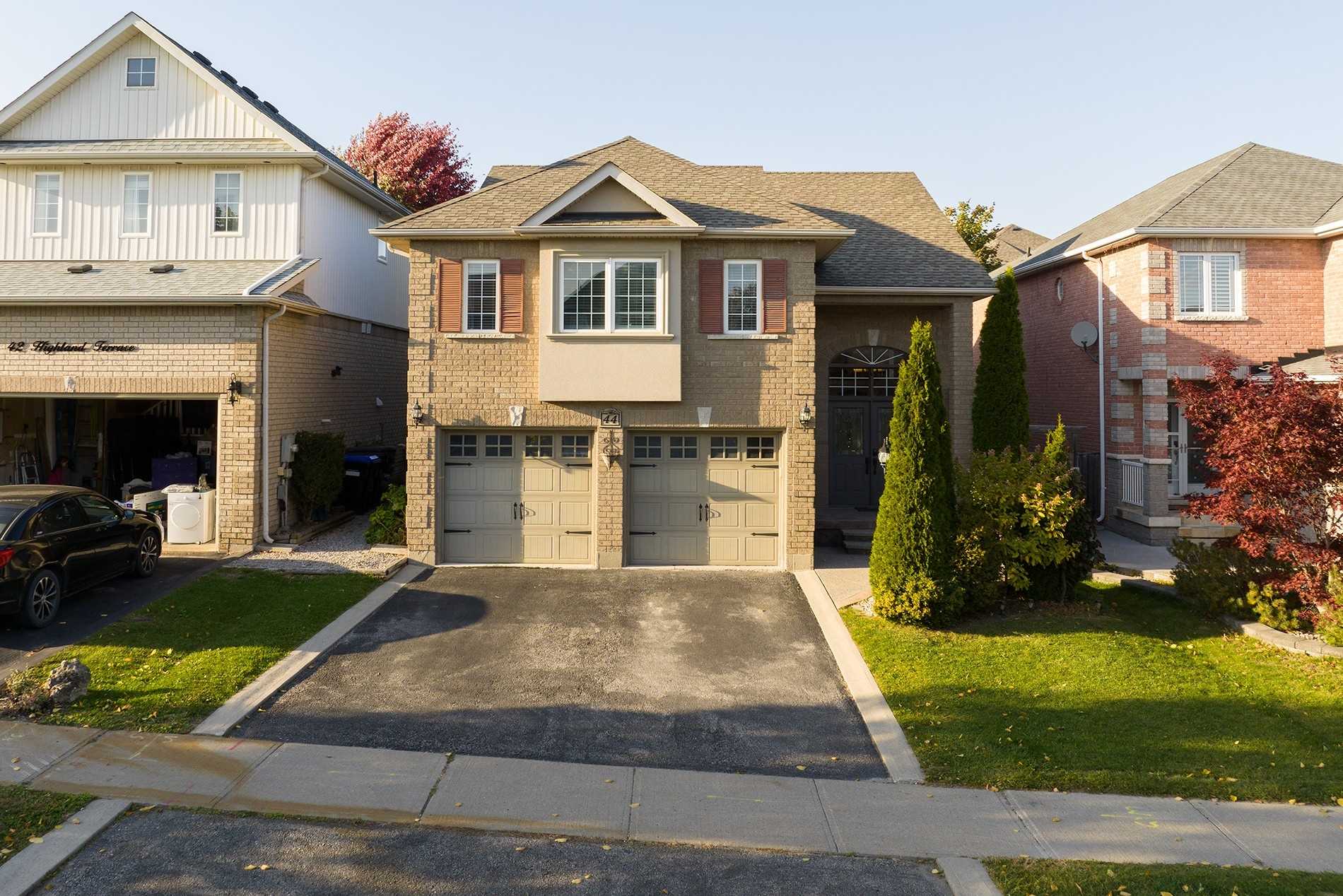 44 Highland Terrace, Bradford West Gwillimbury, ON, L3Z 3E8