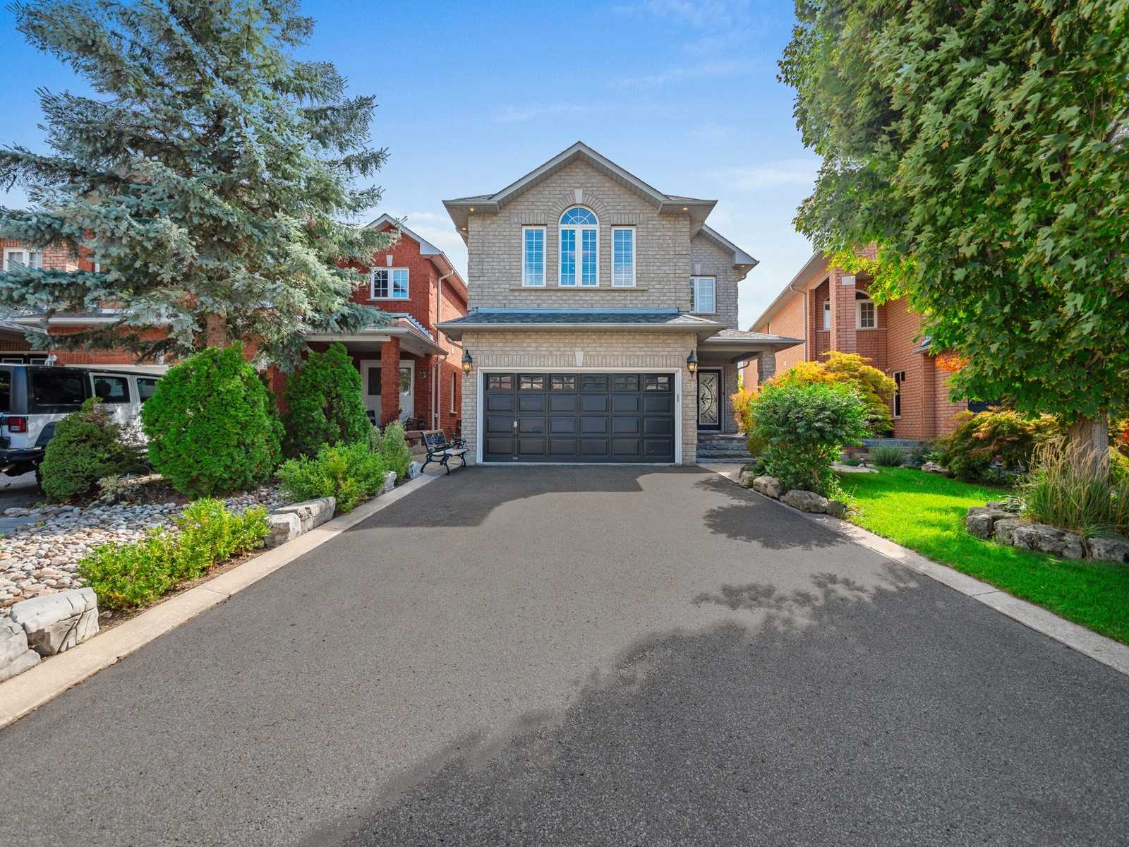 31 Water Garden Lane, Vaughan, ON, L4H 1N2