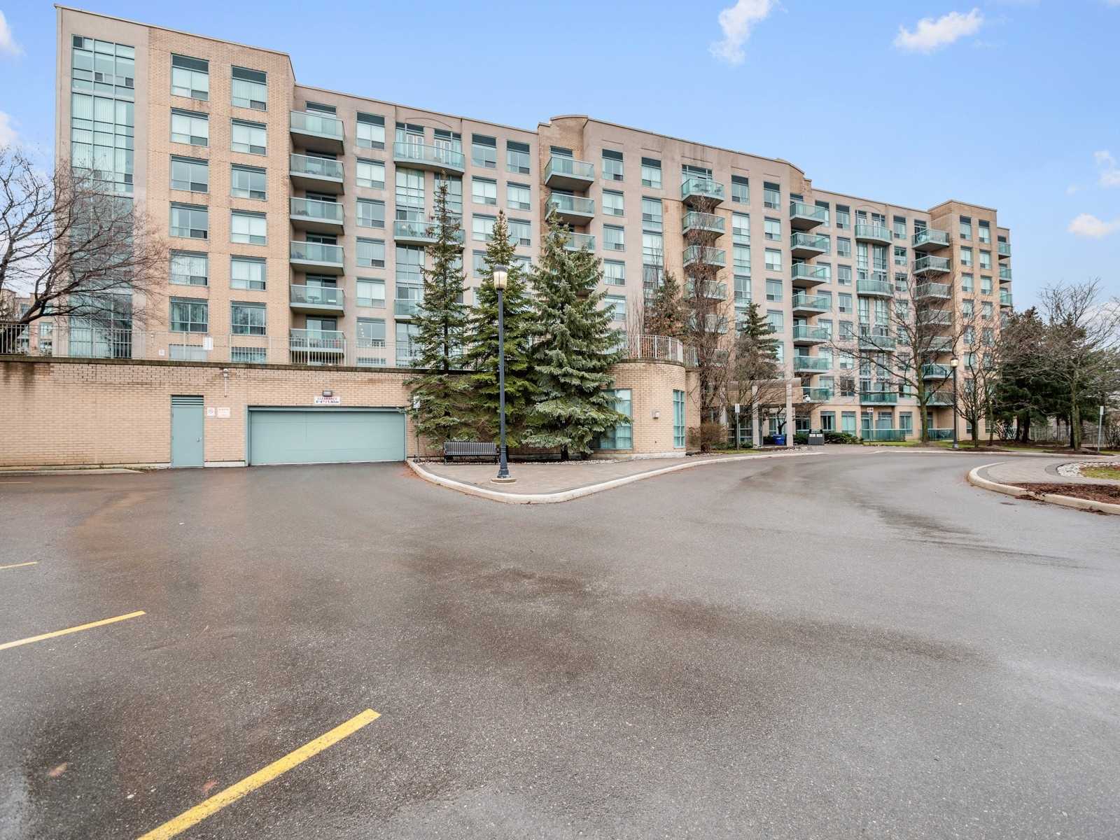 217-3 Ellesmere Street, Richmond Hill, ON, L4B 4N2