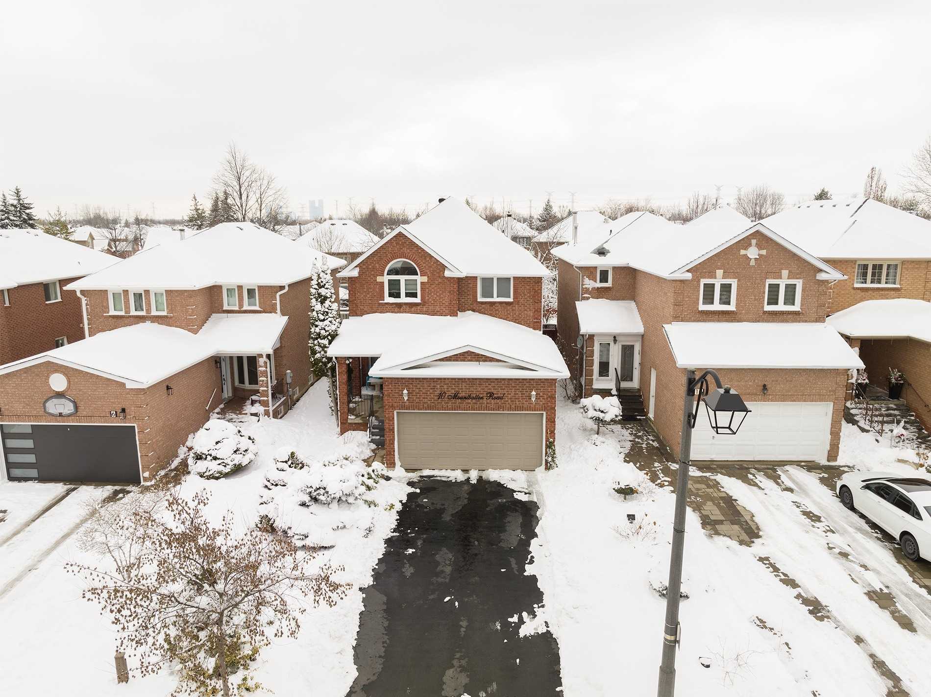 10 Mountbatten Road, Vaughan, ON, L4J 8A5