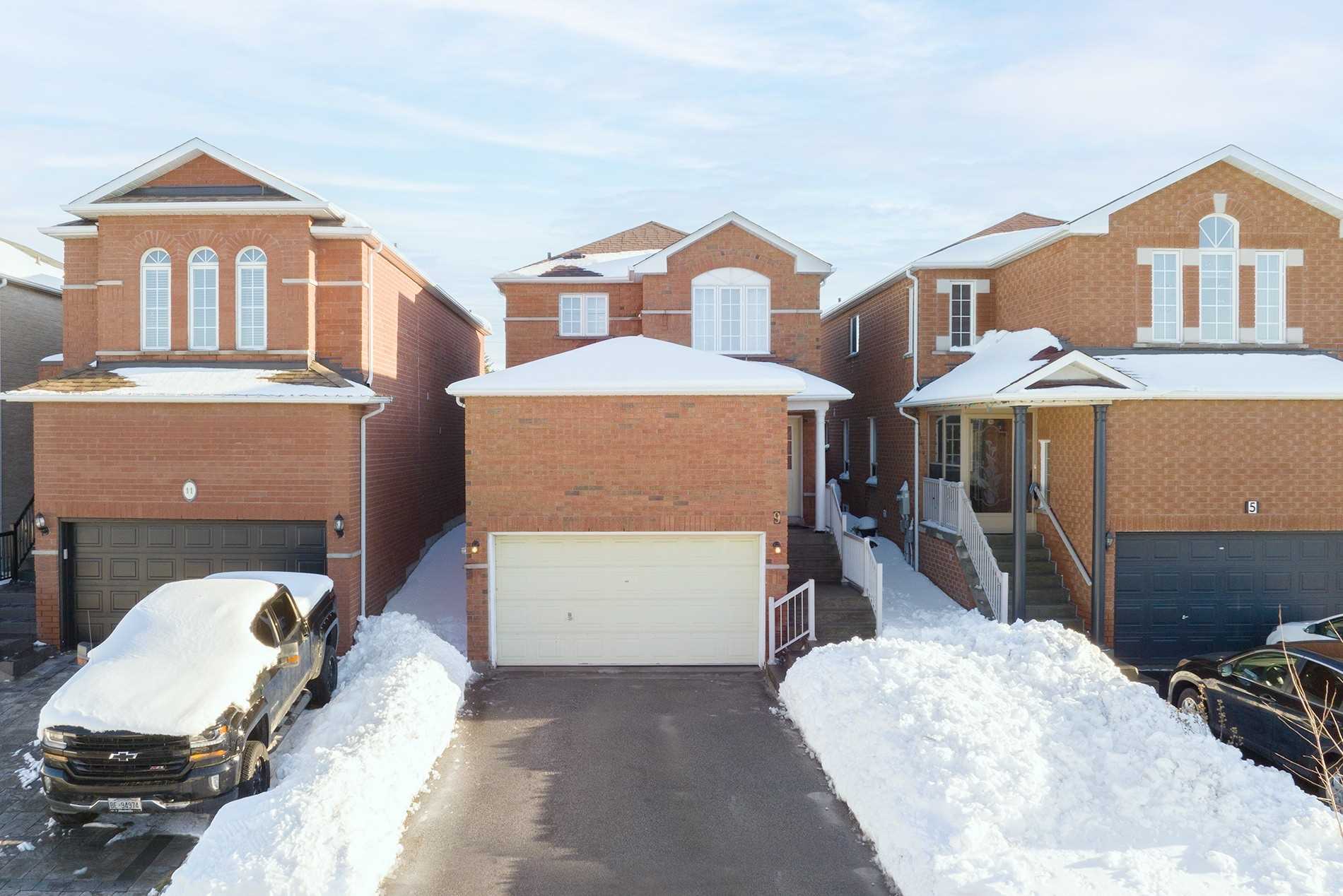 9 Condotti Drive, Vaughan, ON, L4H 2C8