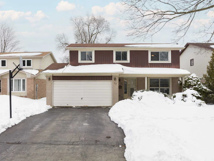27 Law Crescent, Richmond Hill, ON, L4C 5K7
