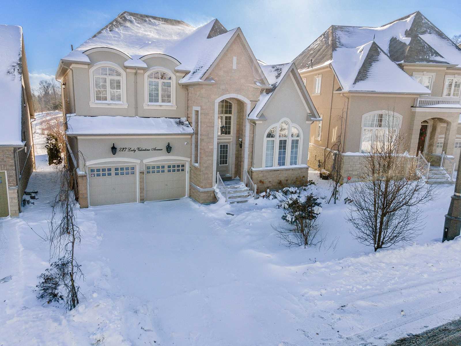 227 Lady Valentina Avenue, Vaughan, ON, L6A 4T8