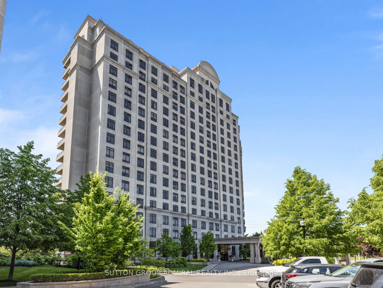 816-9235 Jane Street, Vaughan, ON, L6A 0J8