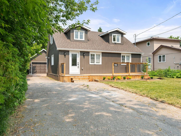 785 Sheppard Avenue, Georgina, ON, L4P 3E9