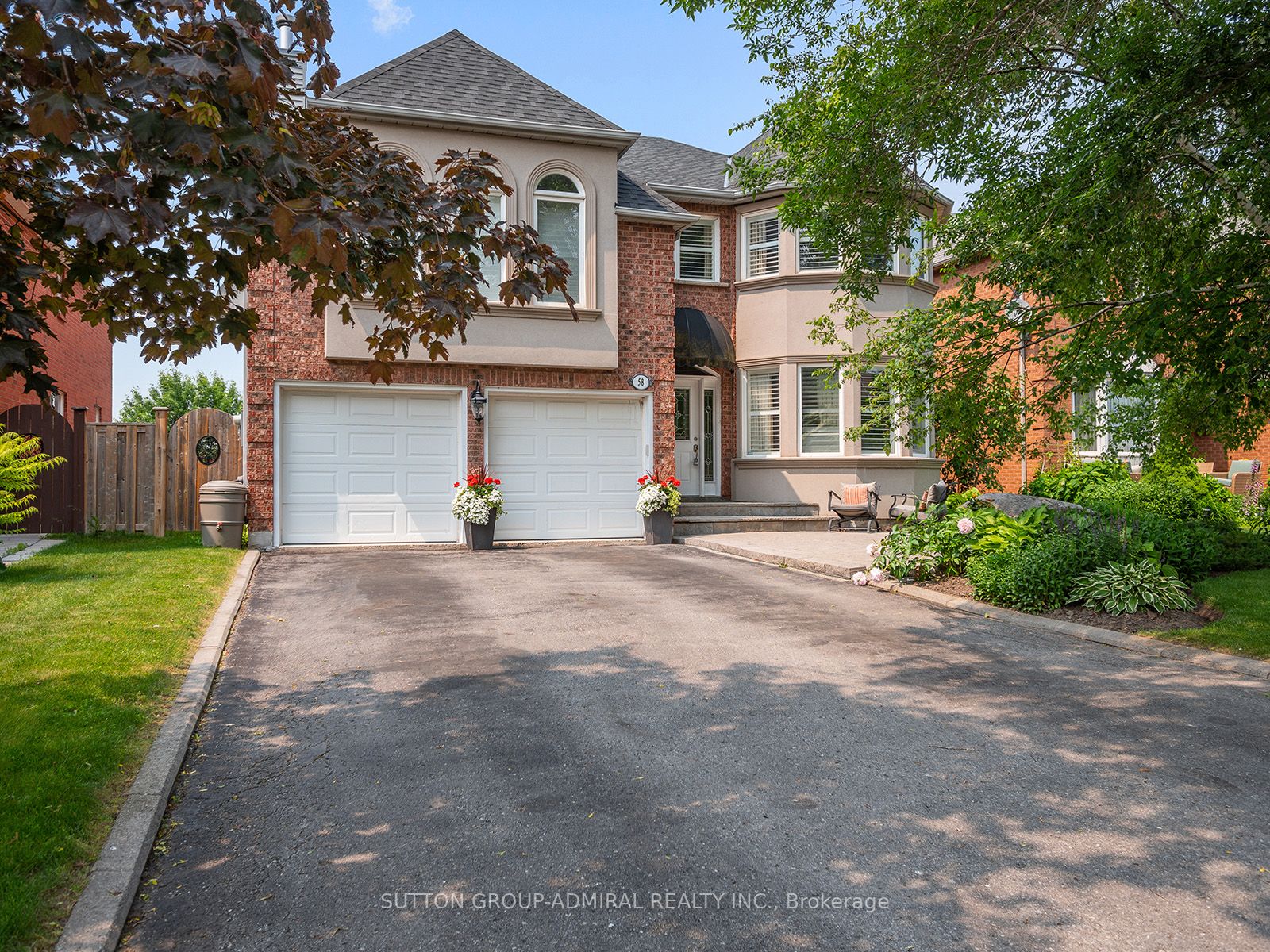58 Briardale Place, Aurora, ON, L4G 6M4