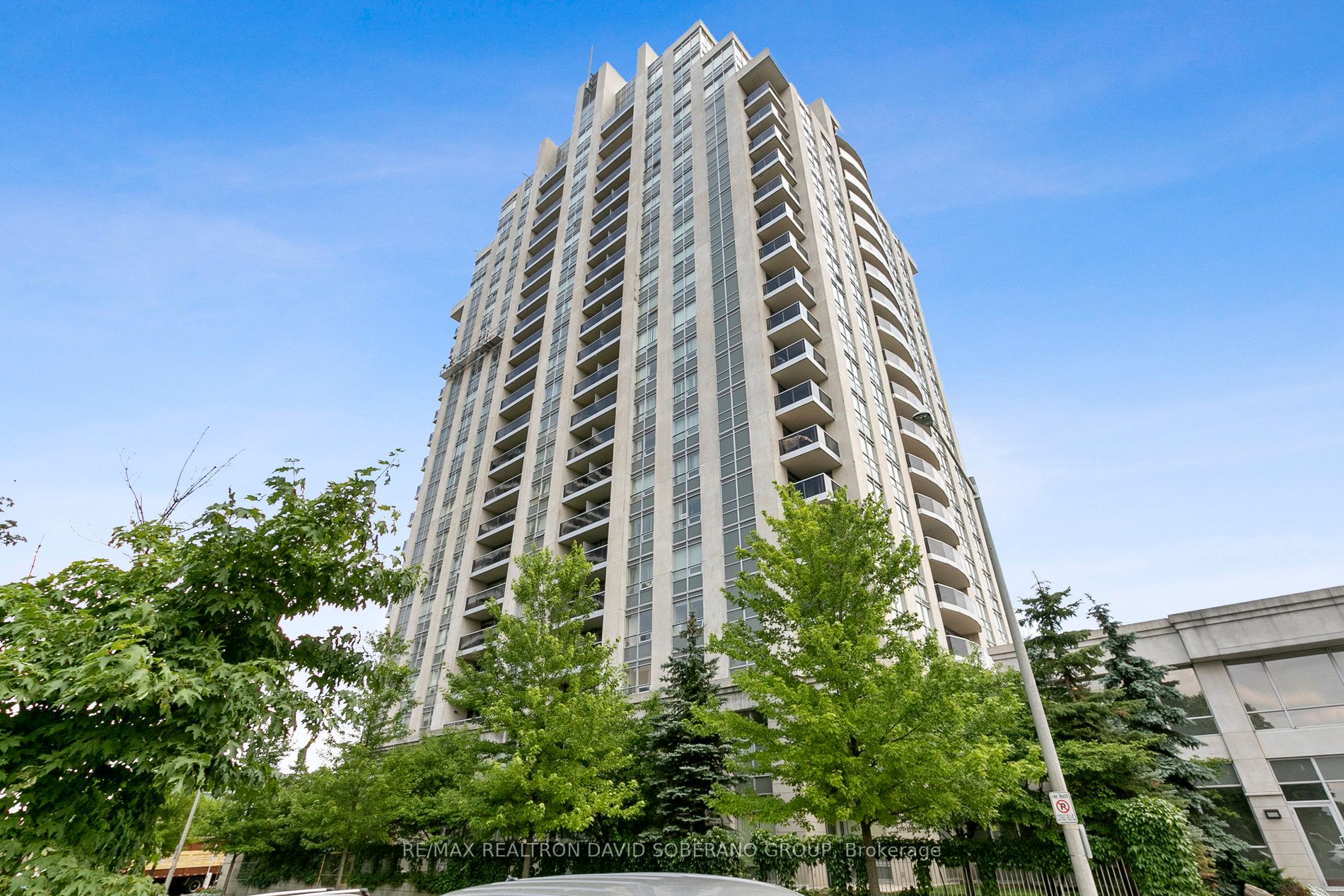 504-7 North Park Road N, Vaughan, ON, L4J 0C9