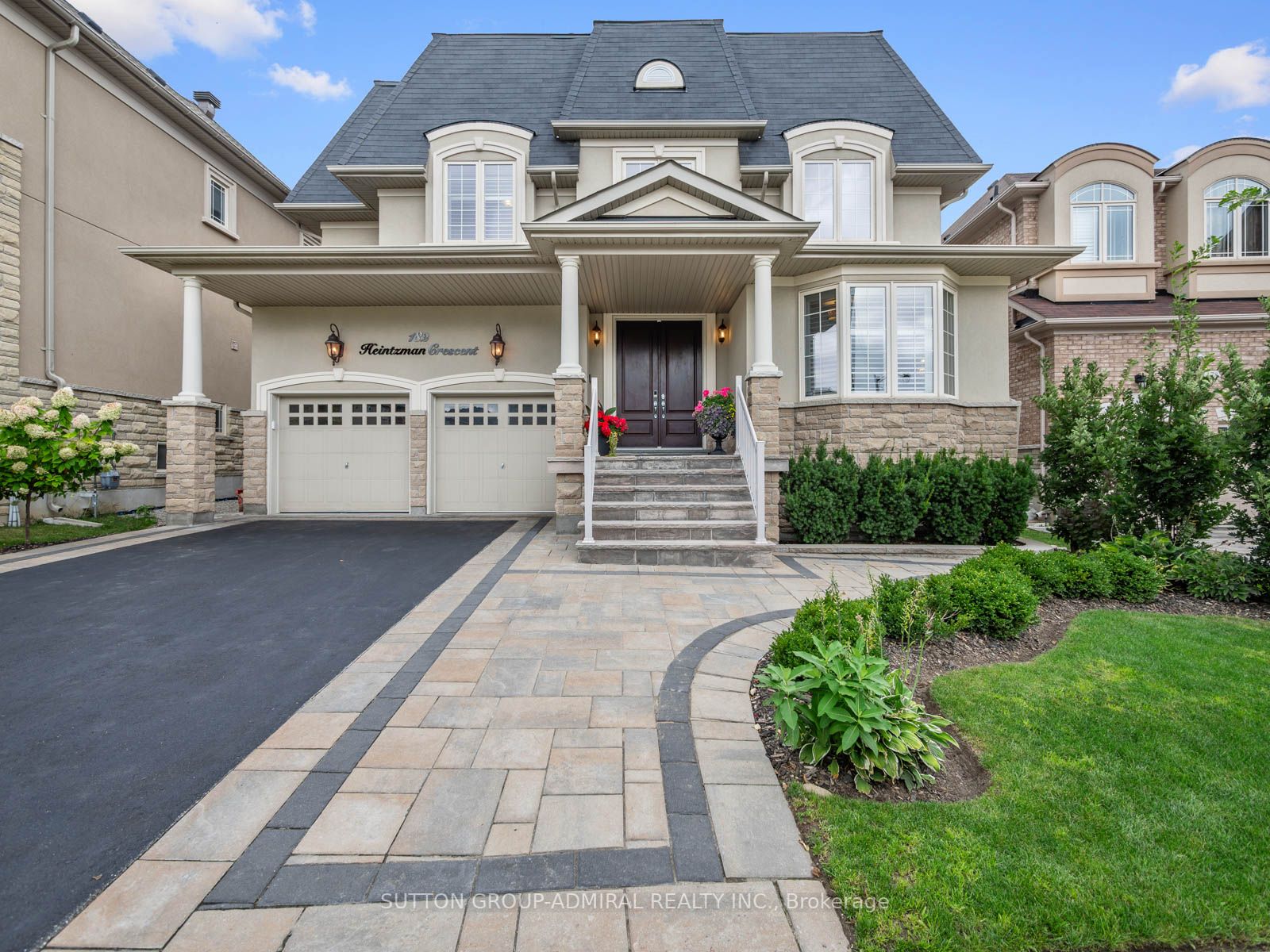 182 Heintzman Crescent, Vaughan, ON, L6A 4T8