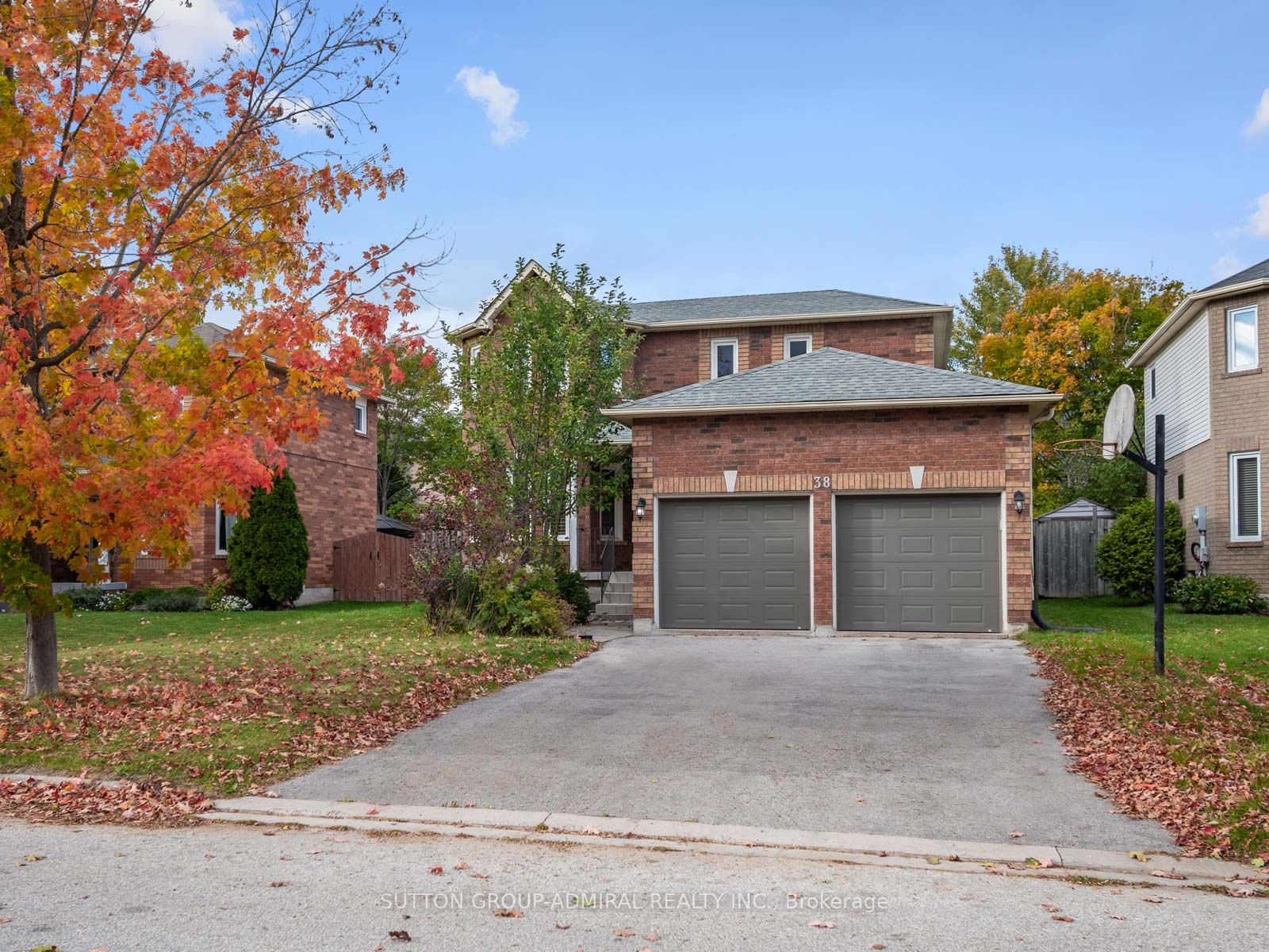 38 Iveagh Drive, Georgina, ON, L4P 3X3