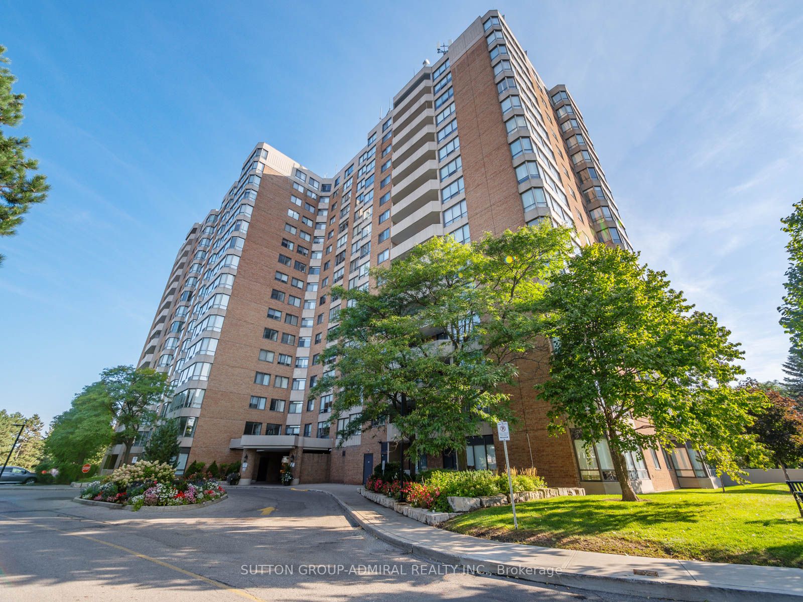 807-7601 Bathurst Street, Vaughan, ON, L4J 4H5