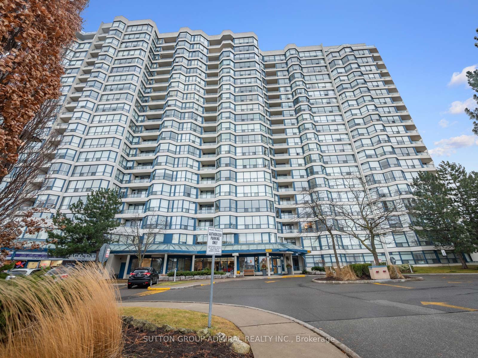 1508-1 Clark Avenue W, Vaughan, ON, L4J 7Y6