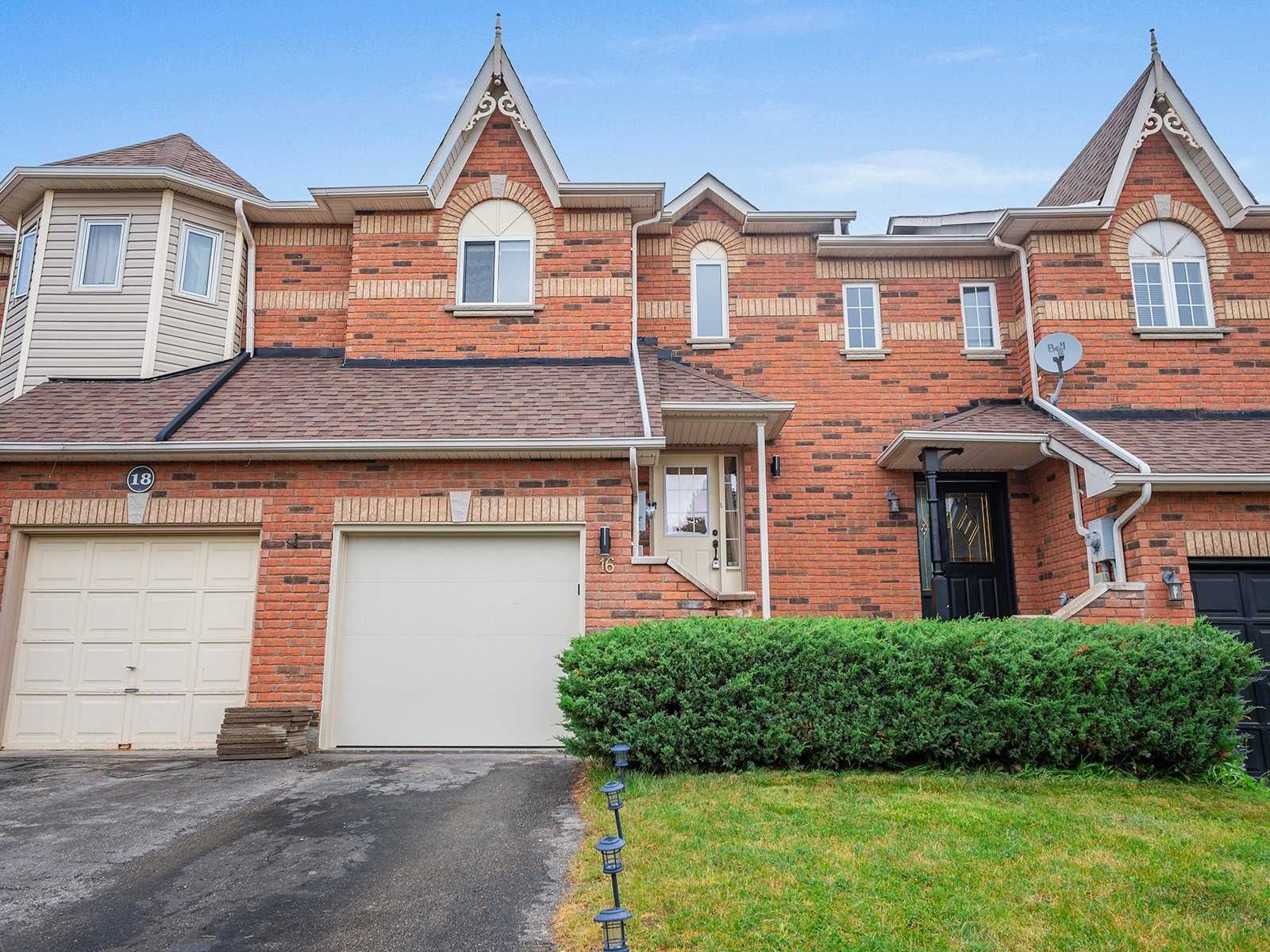 16 Drake Drive, Barrie, ON, L4N 8W3