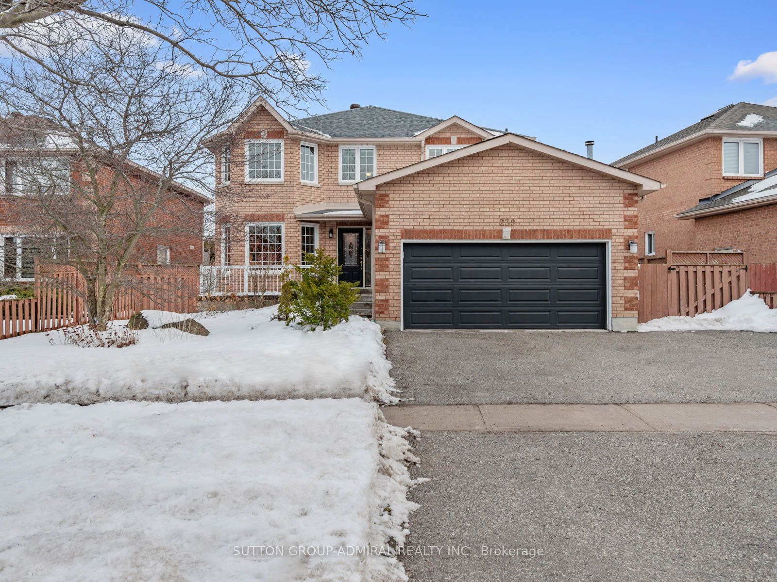 239 Livingstone Street W, Barrie, ON, L4N 6Z4