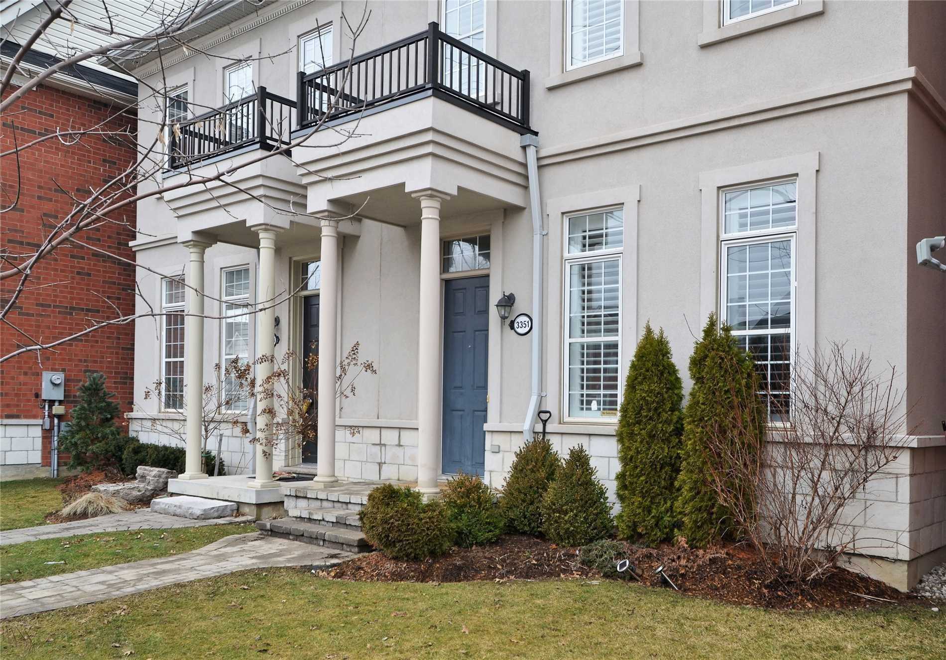 3351 Eglinton Ave  