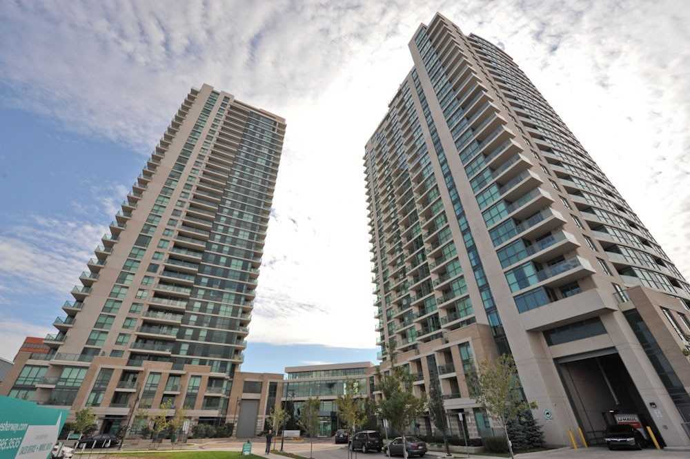 403-225 Sherway Gardens Rd  