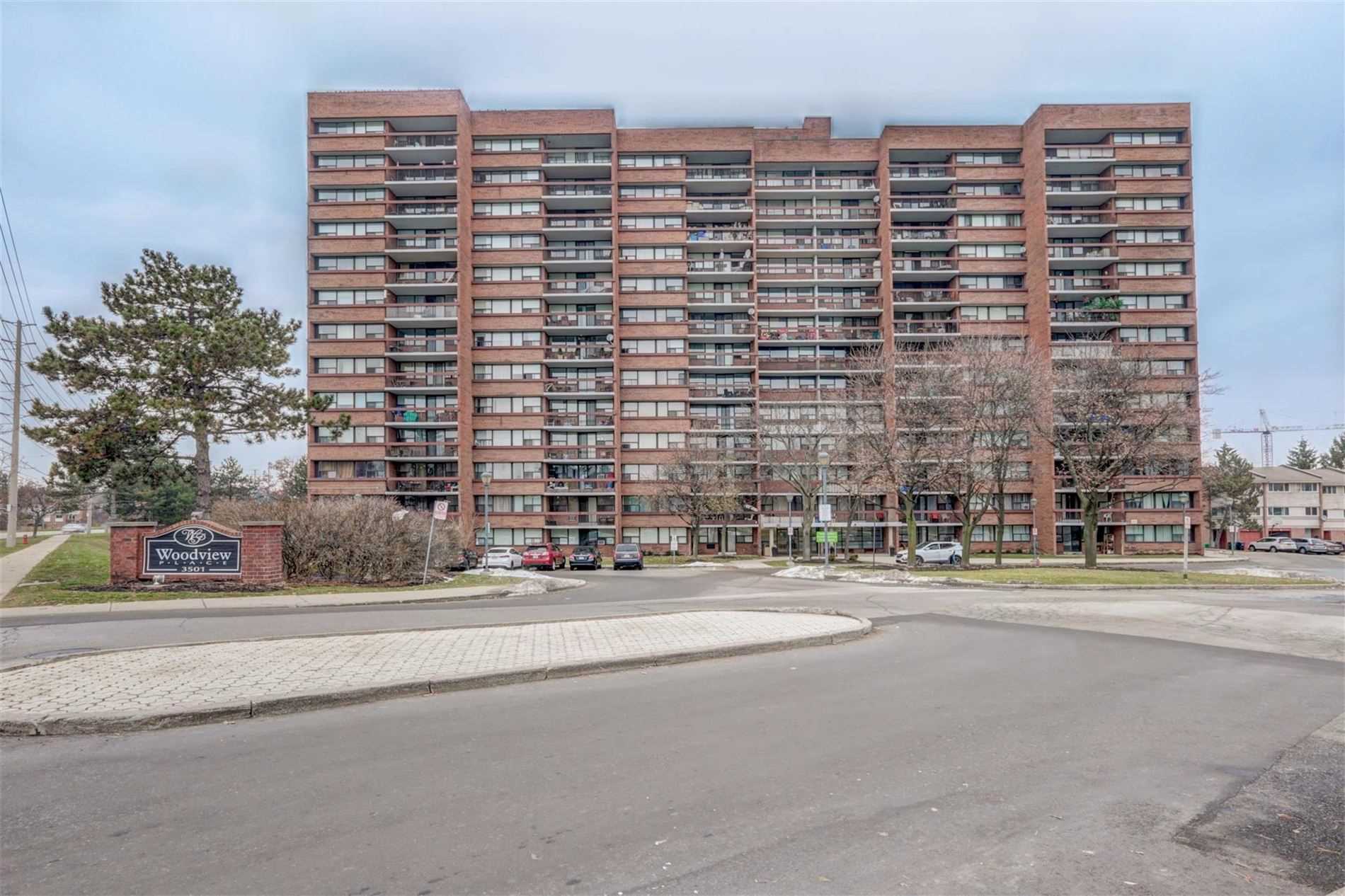 702-3501 Glen Erin Dr  