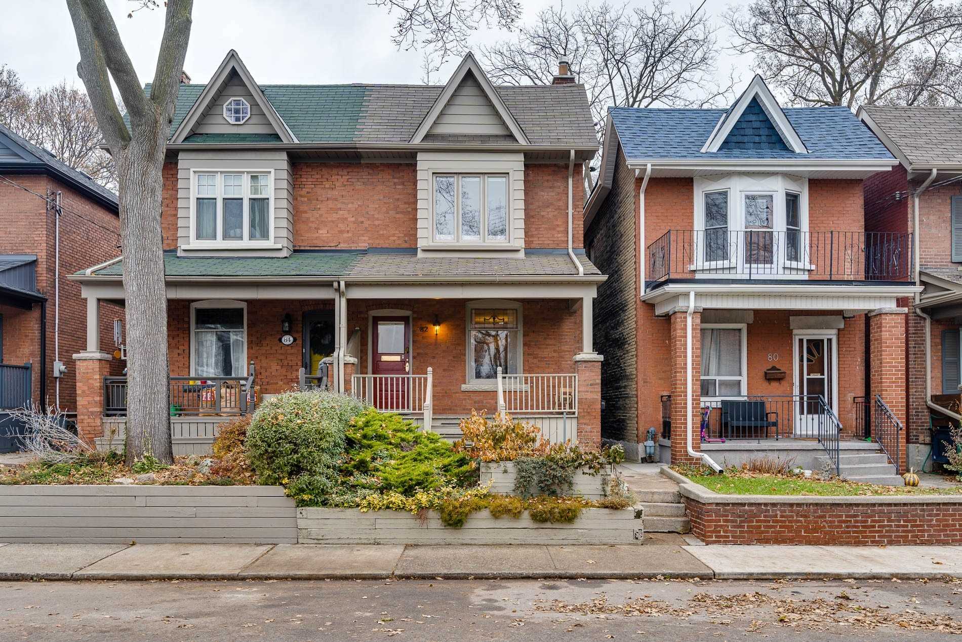 82 Lincoln Ave  