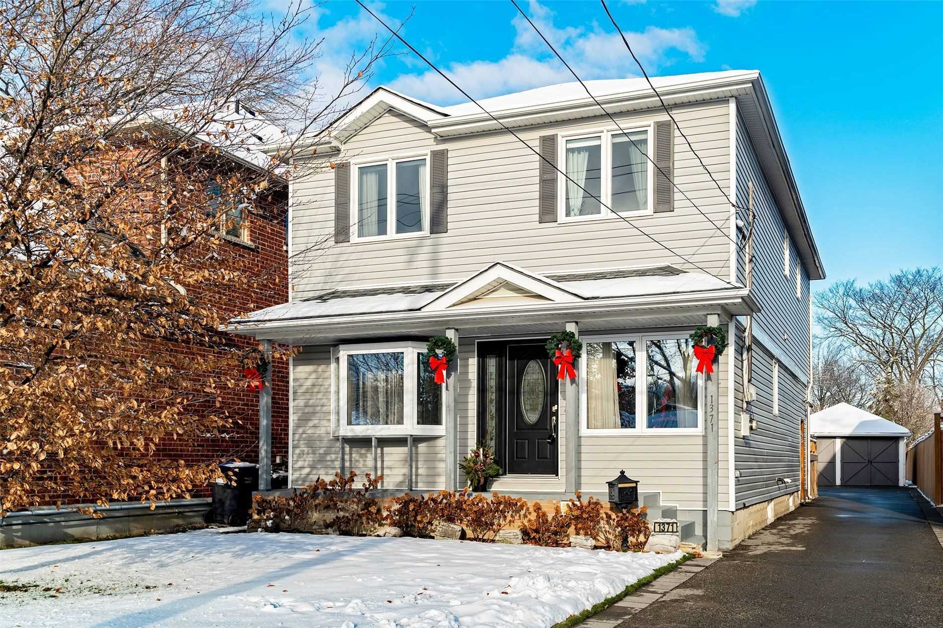 1371 Northmount Ave  