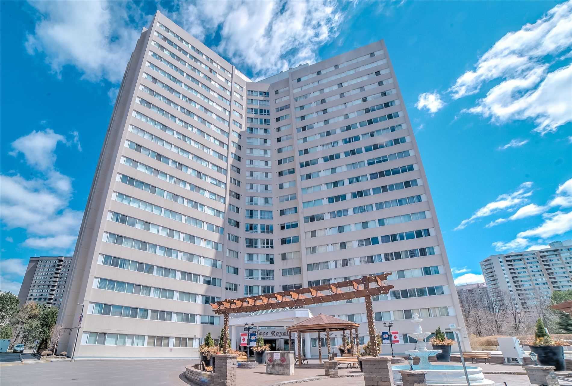 703-3695 Kaneff Cres  