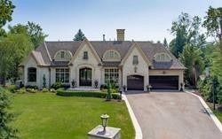 461 Country Clb Cres  