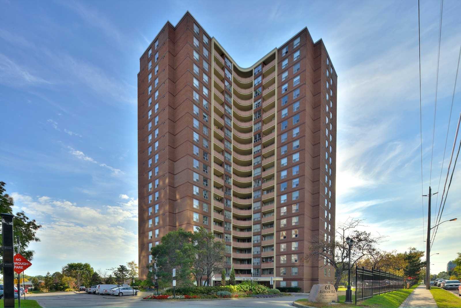 612-61 Richview Rd  