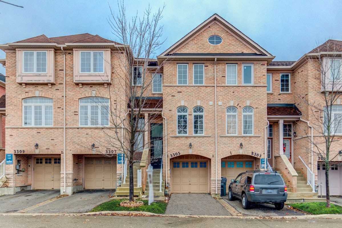3305 Redpath Circ  