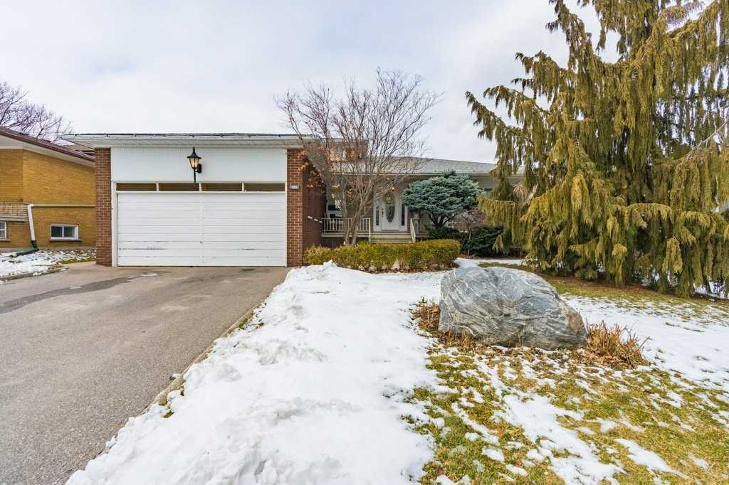 788 Saddle Cres  