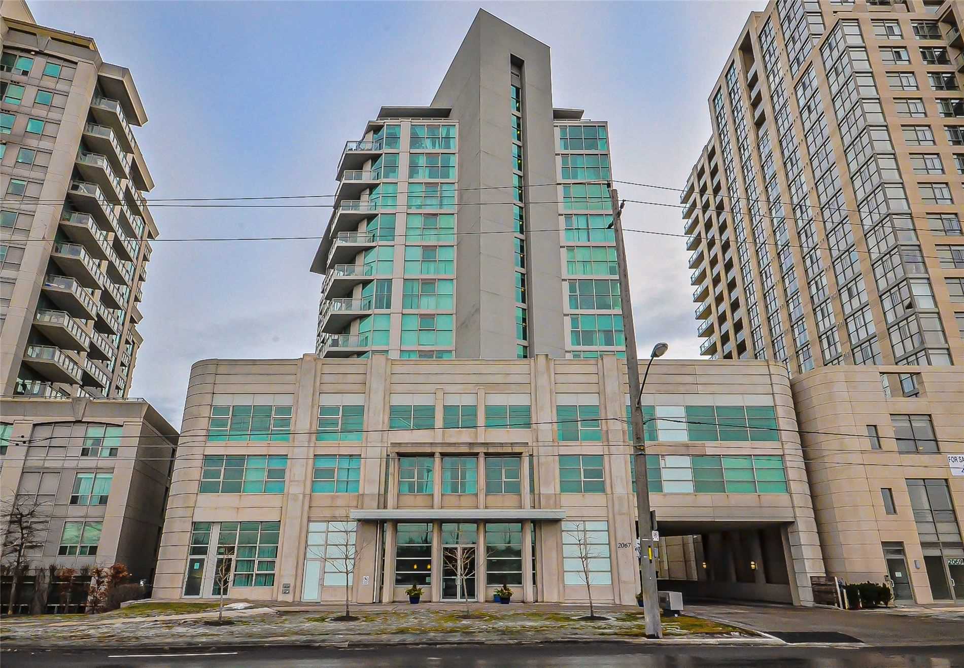 303-2067 Lake Shr Blvd  