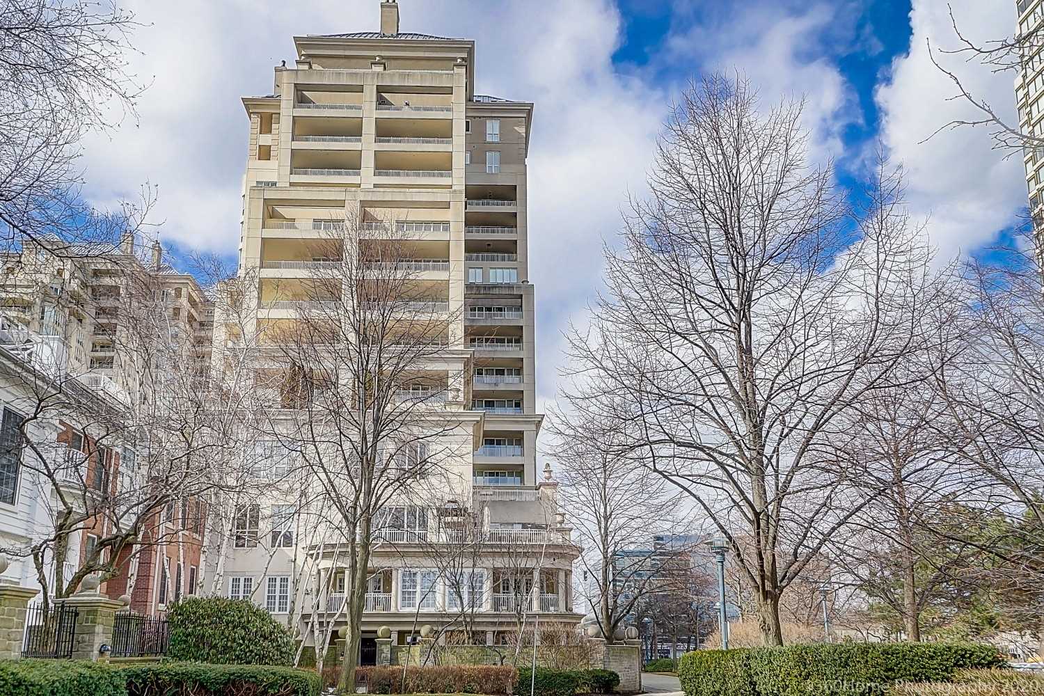 1006-2287 W Lake Shr Blvd  