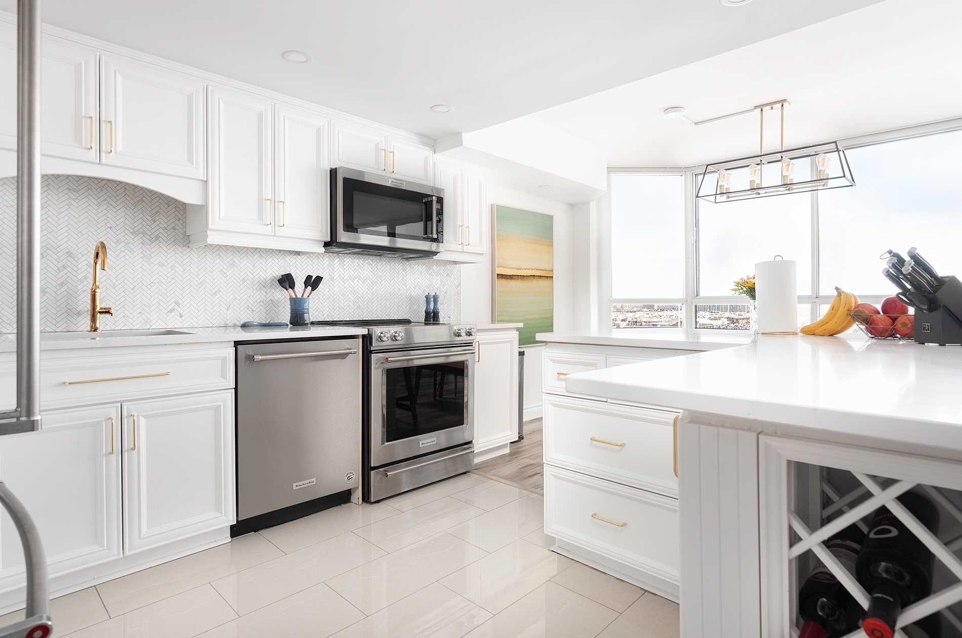1504-880 W Dundas St  