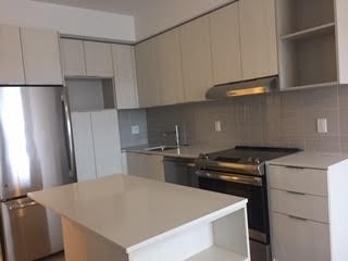 1109-2520 Eglinton Ave  