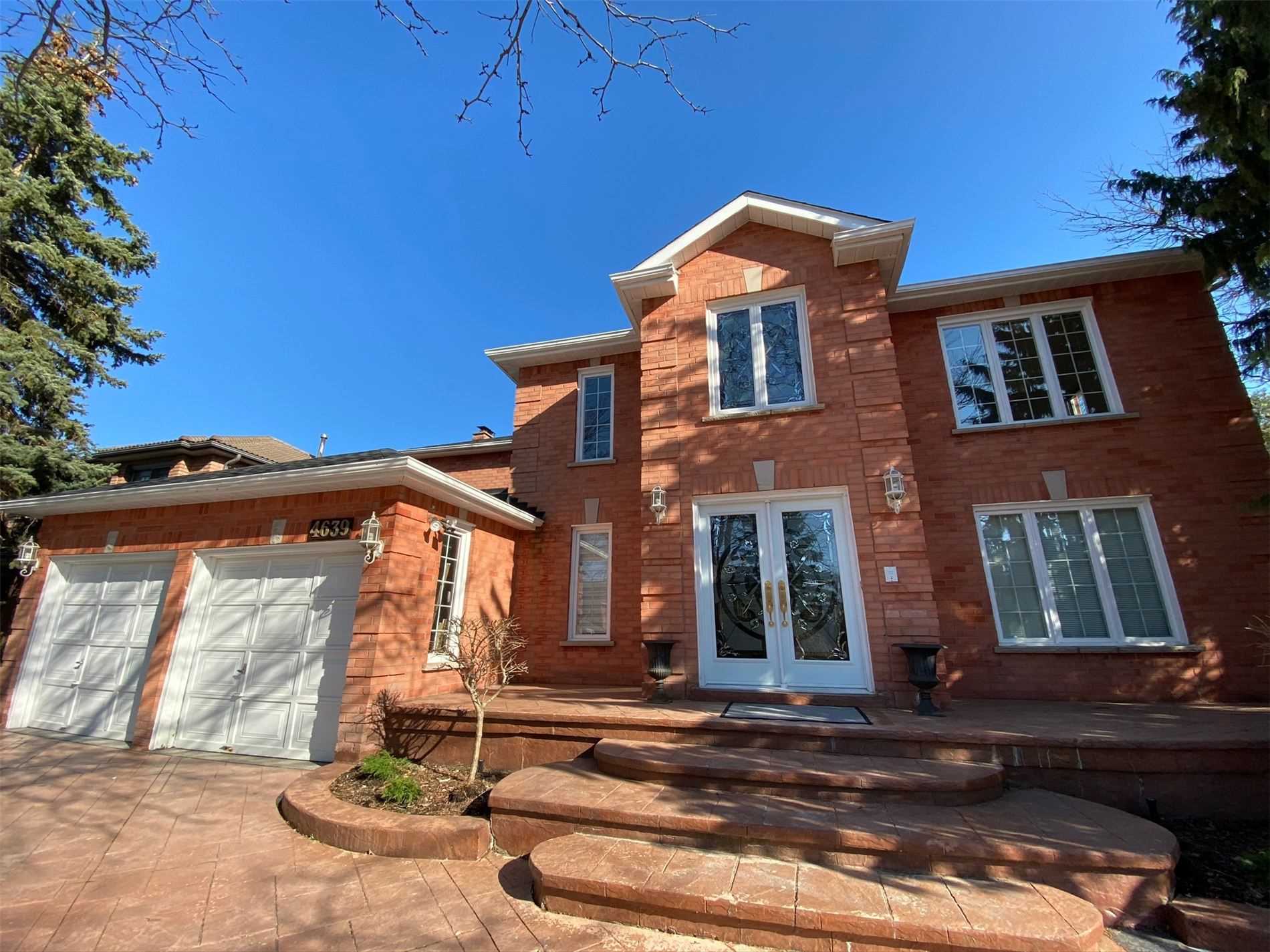 4639 Badminton Dr  