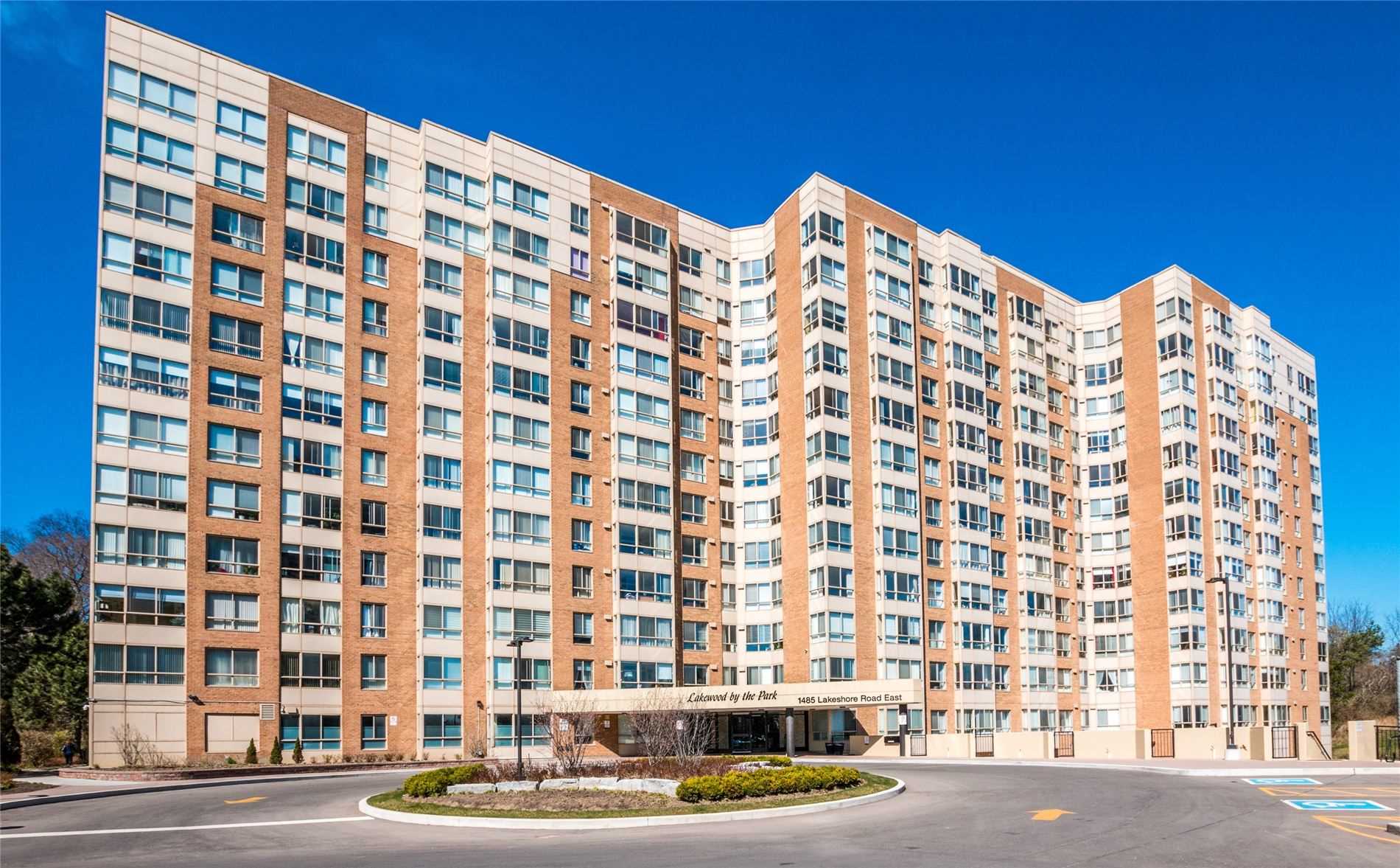 218-1485 E Lakeshore Rd  